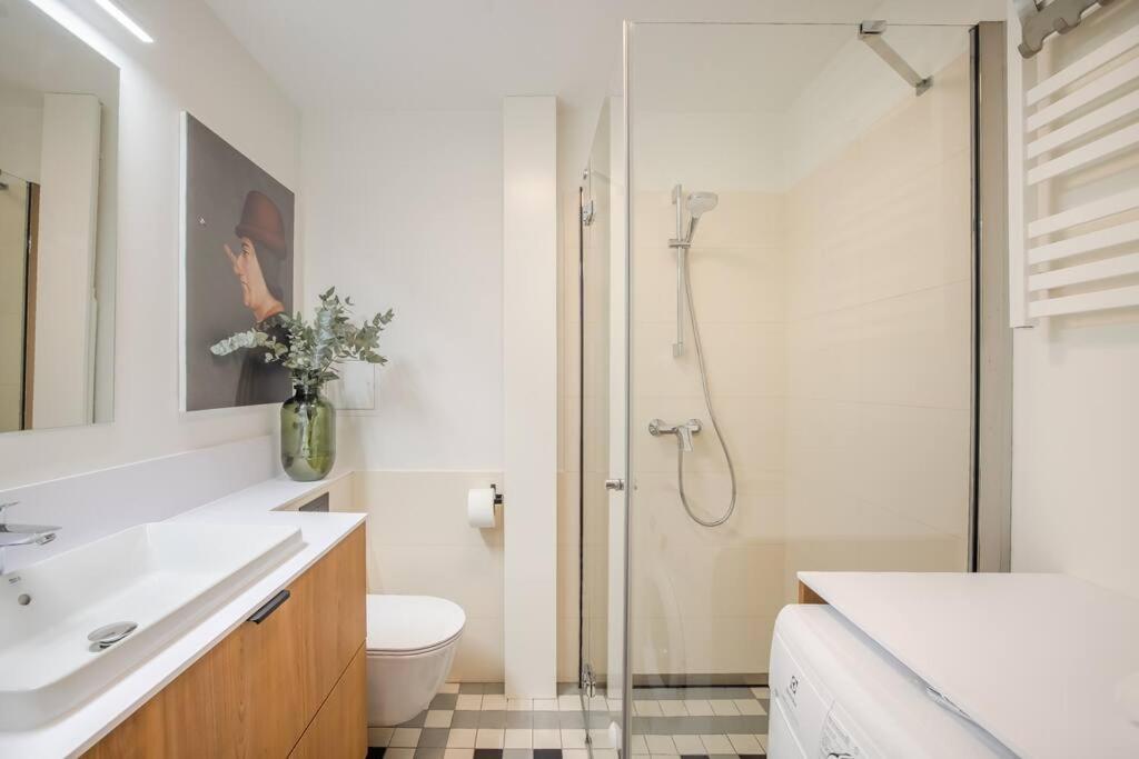 Cityscape Haven: Urban Retreat Gdansk Exterior photo